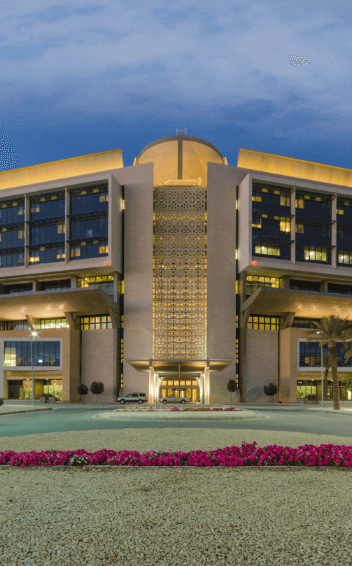 Saudi university and hospital (KAAUH) unveils a plan to structure health care costs.